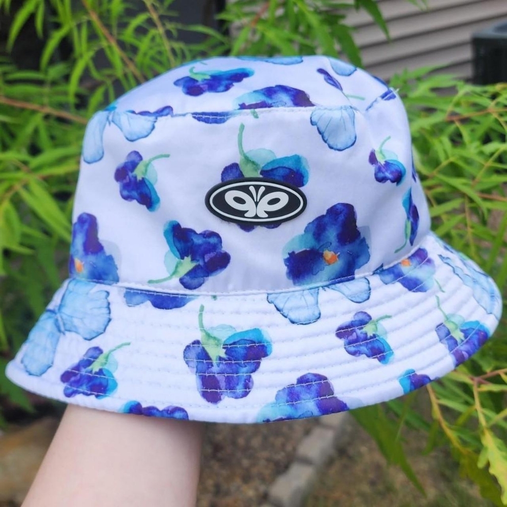 Y2K Inspired Zumiez Petals & Peacocks Cute Floral N' Butterflies Bucket Hat